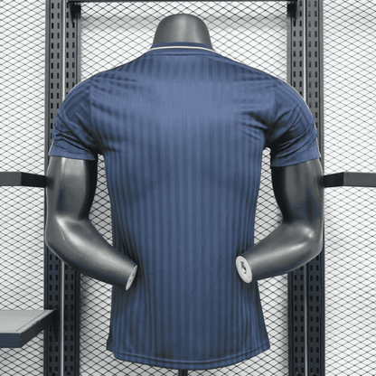 25∕26 player Juventus Co branded version